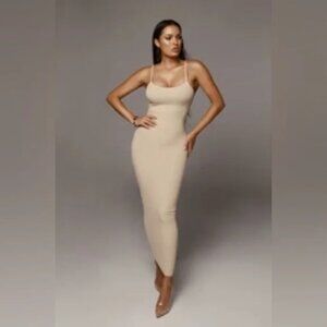 NWT Tan Jlux Label NEW Ribbed Simple Dress - Small